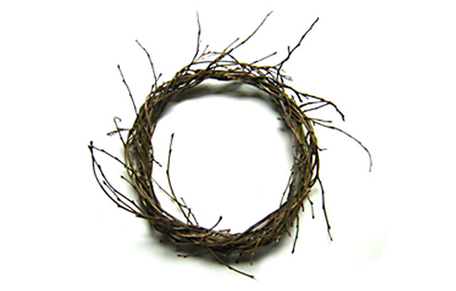 Osterkranz aus Zweigen basteln