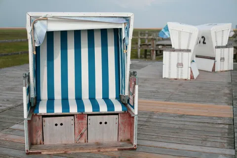 Den eigenen Strandkorb neu beziehen