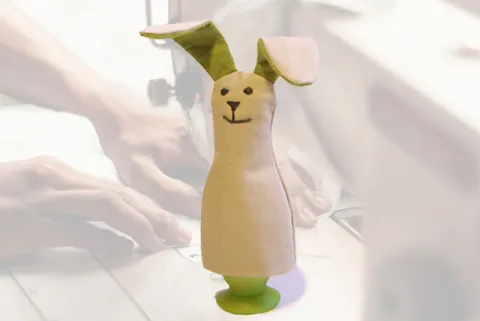 Eierwärmer Hase